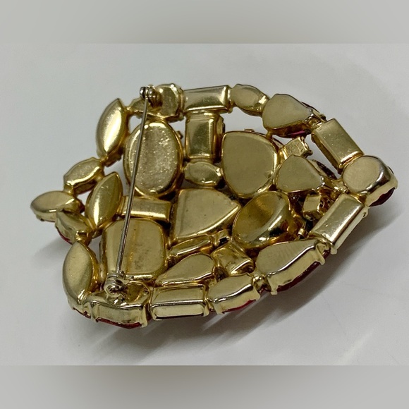 Mid Century Vintage Gold Tone Ruby Red Rhinestone Art Deco Pinback Brooch - Picture 10 of 16